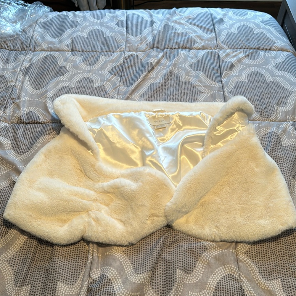 BHLDN white faux fur wrap